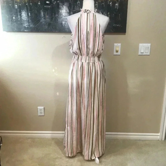 Nine West Striped Elastic Waist Halter Ruffle Neck Fully Lined Maxi-Size M - Picture 2 of 8